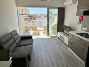 The Penthouse Sky Retreat